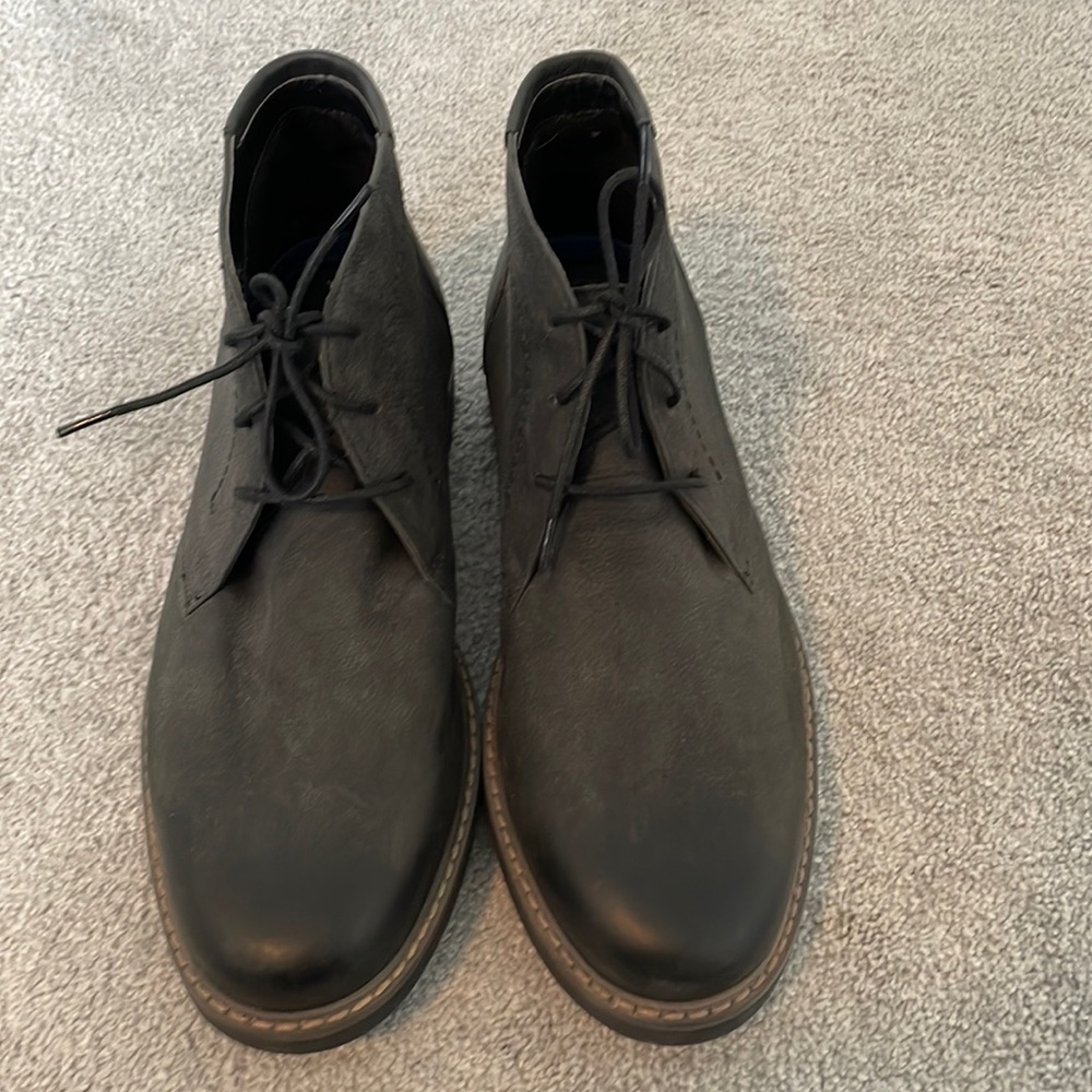 Florsheim chukka boot